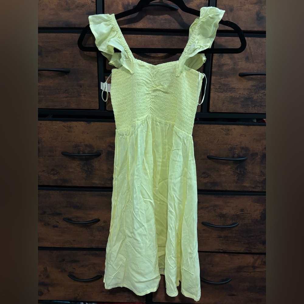 Area Stars light yellow dress size XS